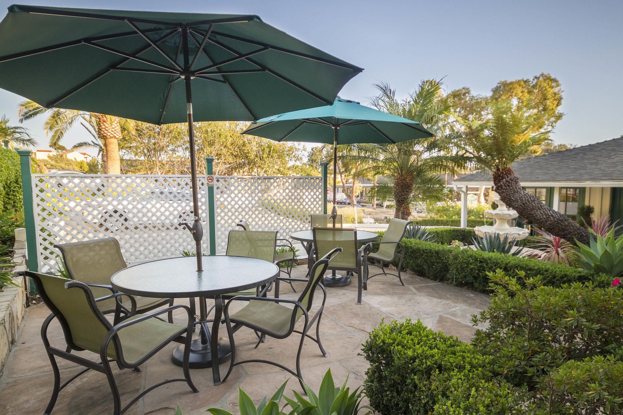 Coast Village Inn Santa Barbara Exterior foto